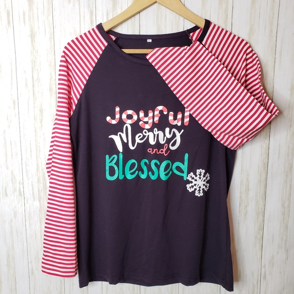 Holiday Raglan Tee Medium Joyful Merry and Blessed Purple Striped Sleeve NWOT - Picture 7 of 9
